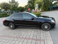 Gebraucht Mercedes E300 231 PS (169 kW) 2012 Schwarz Limousine