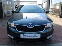 Gebraucht Skoda Rapid Drive 86 PS (63 kW) 2014 Grau Limousine