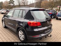 Gebraucht VW Tiguan Trendline 122 PS (89 kW) 2015 Schwarz SUV