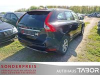 Gebraucht Volvo XC60 Summum 220 PS (161 kW) 2015 Onyx black SUV