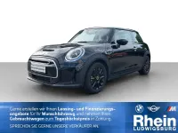 Gebraucht Mini Cooper SE 135 kW (184 PS) 2023 Schwarz Kleinwagen