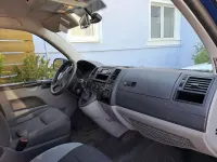 Second-hand VW Transporter 140 CP (102 kW) 2014 Albastru Van