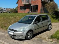 Gebraucht Ford Fiesta 80 PS (58 kW) 2003 Silber Kleinwagen