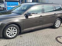 Gebraucht VW Passat 150 PS (110 kW) 2016 Braun Kombi