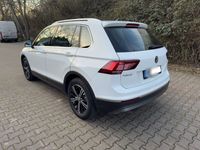 gebraucht VW Tiguan 2.0 TDI Highline Pano ACC DSG TÜV NEU