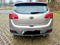 Gebraucht Kia Ceed 131 PS (96 kW) 2013 Grau Kleinwagen