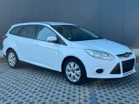 Gebraucht Ford Focus Trend 95 PS (69 kW) 2014 Weiß Limousine