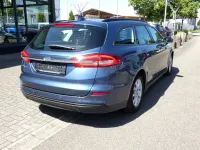 Gebraucht Ford Mondeo 150 PS (110 kW) 2020 Blau Limousine