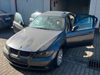 gebraucht BMW 325 i (neu) -