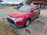 Gebraucht Mitsubishi Outlander Diamant Edition 150 PS (110 kW) 2020 Rot SUV
