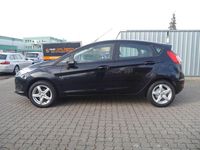 Gebraucht Ford Fiesta Trend 80 PS (58 kW) 2013 Schwarz Kleinwagen