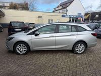 Używany Opel Astra 110 KM (80 kW) 2019 Srebrny Kombi