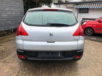 Gebraucht Peugeot 3008 Access 120 PS (88 kW) 2012 Grau Kombi