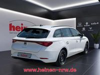 Gebraucht Seat Leon Style 150 PS (110 kW) 2022 Weiß Limousine