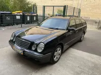 Gebraucht Mercedes E280 Avantgarde 204 PS (150 kW) 2003 Schwarz Kombi