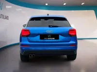 Gebraucht Audi Q2 Ambiente 150 PS (110 kW) 2020 Arablau kristalleffekt SUV