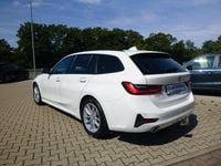 Gebraucht BMW 320 190 PS (139 kW) 2019 Weiß Kombi