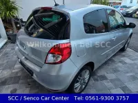 Gebraucht Renault Clio III Night&Day 75 PS (55 kW) 2012 Platingrau Kleinwagen