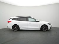 Gebraucht Ford Focus ST 190 PS (139 kW) 2019 Frozen white Kombi