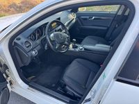 Gebraucht Mercedes C220 170 PS (125 kW) 2011 Weiß Kombi