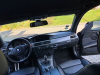 gebraucht BMW 335 i Coupé M-Paket DKG