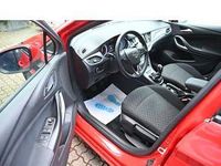 Gebraucht Opel Astra Edition 90 PS (66 kW) 2015 Rot Limousine