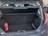 Gebraucht Ford Fiesta Trend 75 PS (55 kW) 2015 Grau Kleinwagen