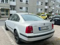 Brugt VW Passat 101 HK (74 kW) 1997 Grå Hatchback