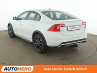 Gebraucht Volvo S60 CC Summum 190 PS (139 kW) 2016 Weiß Limousine