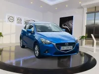 Używany Mazda 2 Exclusive-Line 90 KM (66 kW) 2015 Niebieski Sedan/Limuzyna