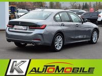 Gebraucht BMW 320 Shadowline 190 PS (139 kW) 2023 Grau Limousine
