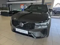 Gebraucht Volvo XC60 R-Design 250 PS (183 kW) 2022 Pine grey SUV