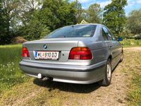 Second-hand BMW 525 143 CP (105 kW) 1996 Argintiu Berlinǎ