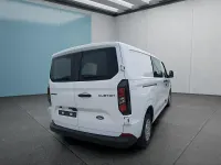 Neu Ford Transit Custom 136 PS (100 kW) 2025 Weiß Van