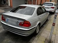 Gebraucht BMW 320 150 PS (110 kW) 1998 Silber Limousine