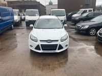 Gebraucht Ford Focus Titanium 116 PS (85 kW) 2014 Weiß Limousine
