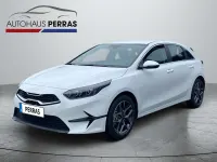 Neu Kia Ceed Spirit 140 PS (102 kW) 2025 Deluxeweiß metallic Kleinwagen