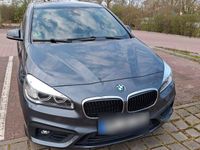 Gebraucht BMW 218 Active Tourer 150 PS (110 kW) 2015 Grau Van / Kleinbus