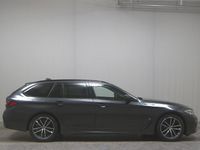 Gebraucht BMW 520 M Sport 190 PS (139 kW) 2022 Grau Kombi