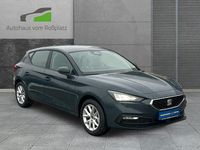 Neu Seat Leon Style 116 PS (85 kW) 2025 Blau Limousine