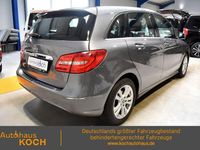 Gebraucht Mercedes B180 122 PS (89 kW) 2014 Mountaingrau Van / Kleinbus