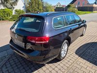 Gebraucht VW Passat Comfortline 150 PS (110 kW) 2017 Schwarz Limousine