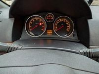 Gebraucht Opel Astra 105 PS (77 kW) 2006 Silber Limousine