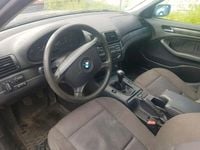 Gebraucht BMW 318 143 PS (105 kW) 2002 Blau Kombi