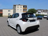 Gebraucht Mazda 2 Center-Line 116 PS (85 kW) 2025 Weiß Limousine