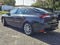 Gebraucht Renault Laguna III Expression 150 PS (110 kW) 2011 Schwarz Kleinwagen