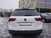Gebraucht VW Tiguan Active 150 PS (110 kW) 2021 Weiß SUV