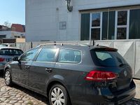 Gebraucht VW Passat 140 PS (102 kW) 2012 Grau Kombi
