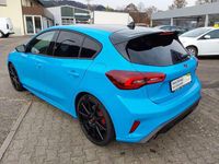 Second-hand Ford Focus ST 280 CP (205 kW) 2024 Albastru Coupe