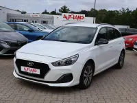Gebraucht Hyundai i30 Trend 140 PS (102 kW) 2019 Blau Kombi